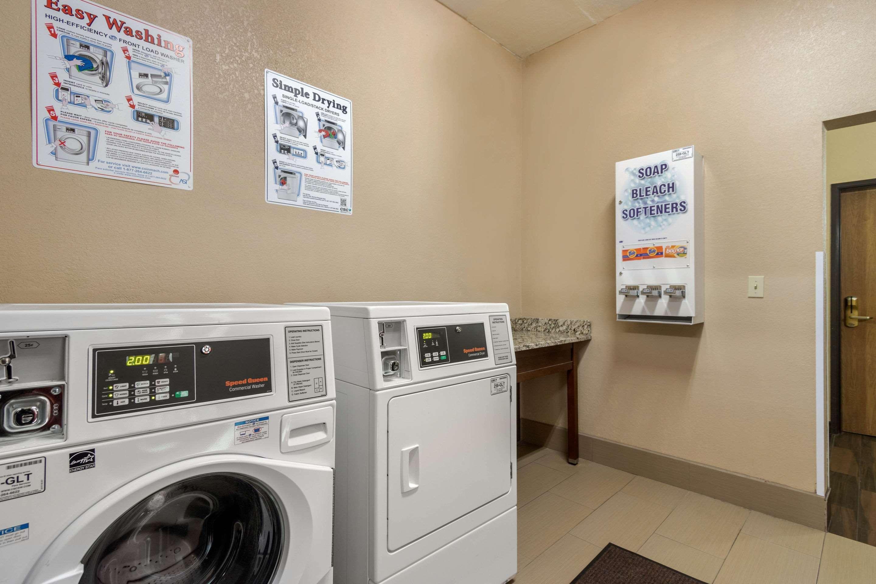 Comfort Inn & Suites Πίτσμπουργκ Εξωτερικό φωτογραφία