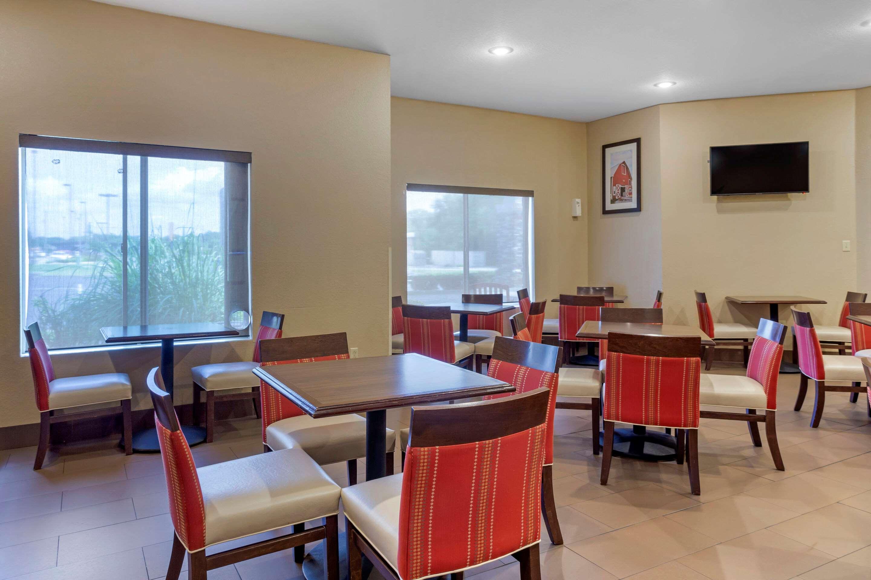 Comfort Inn & Suites Πίτσμπουργκ Εξωτερικό φωτογραφία