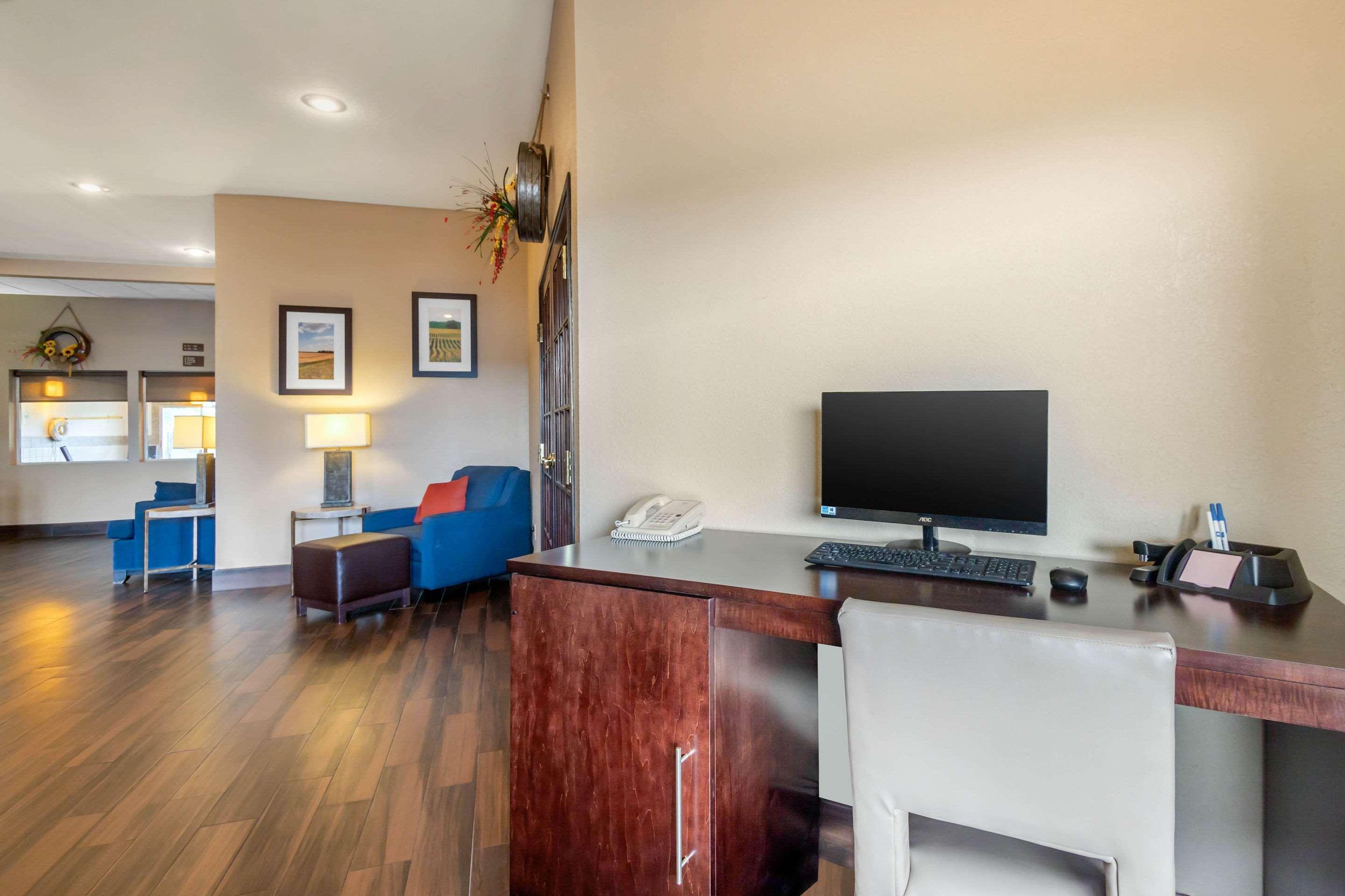 Comfort Inn & Suites Πίτσμπουργκ Εξωτερικό φωτογραφία