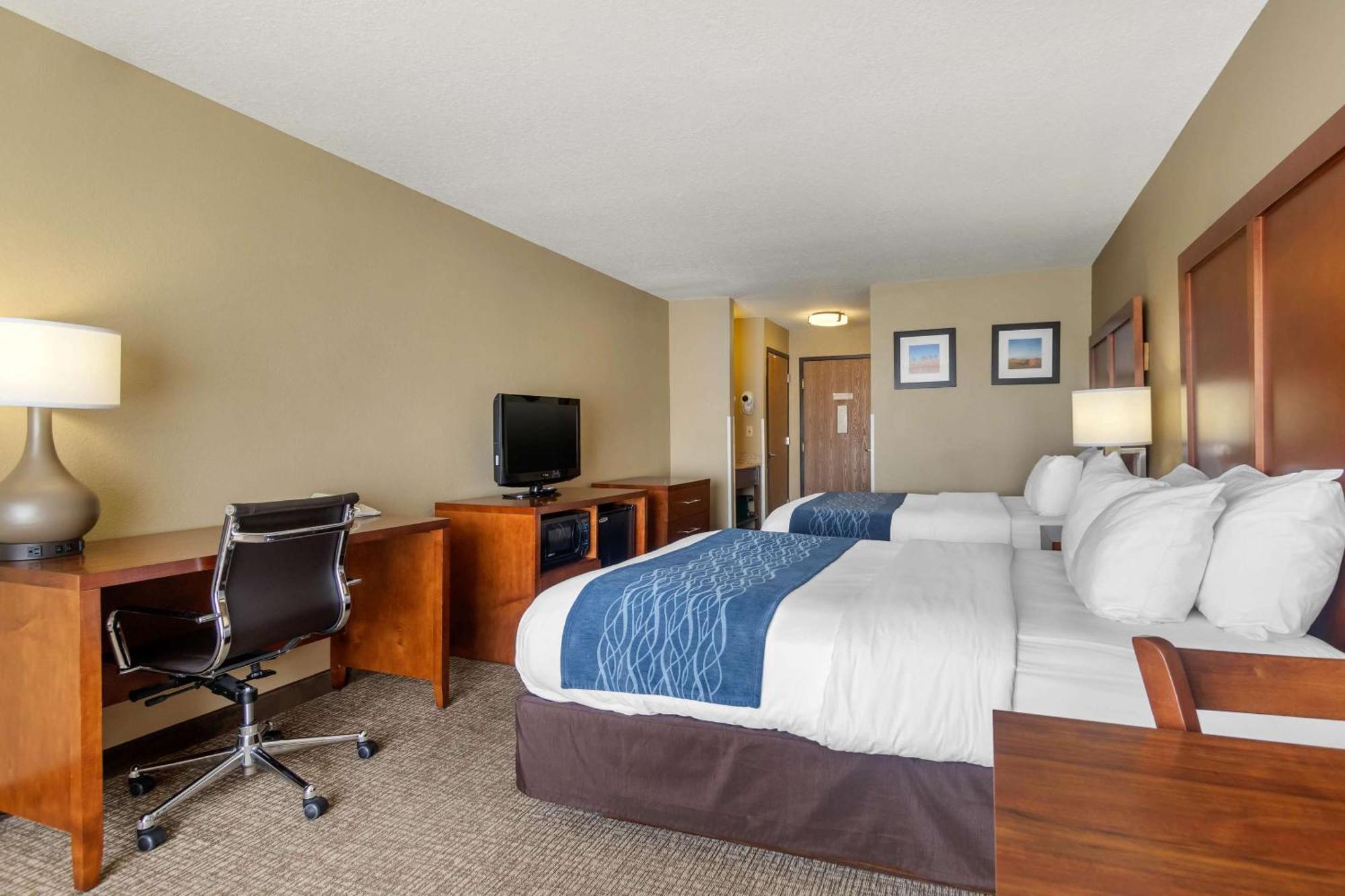 Comfort Inn & Suites Πίτσμπουργκ Εξωτερικό φωτογραφία