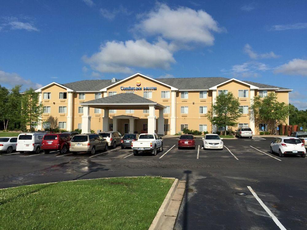 Comfort Inn & Suites Πίτσμπουργκ Εξωτερικό φωτογραφία