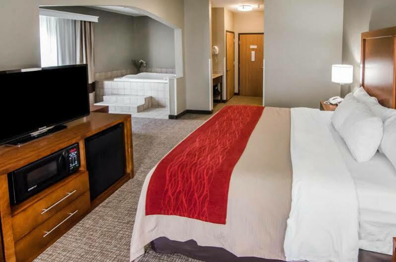 Comfort Inn & Suites Πίτσμπουργκ Εξωτερικό φωτογραφία